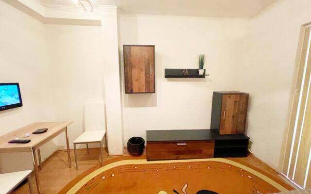 Small Apartment For Rent