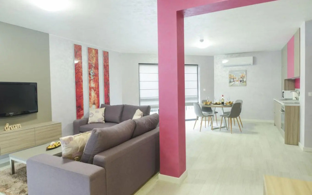 Noris Apart with Garage