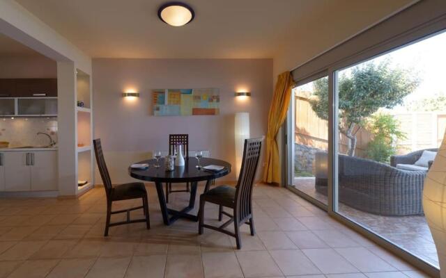 2 Bedroom Villa, Private Pool, Agios Nikolaos
