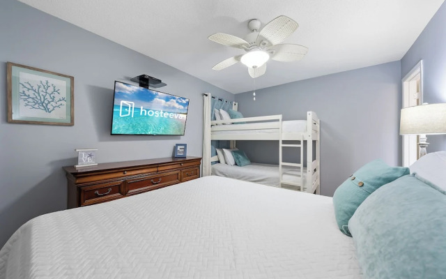 Island Winds West 471