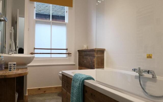 Coastal Escape Sandgate