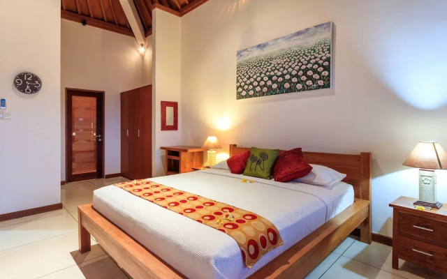 Villa Pantai by Villa Finder