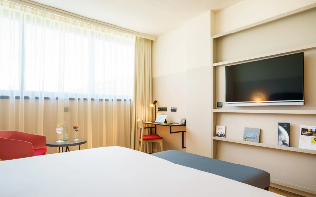 Отель Eurostars Malaga