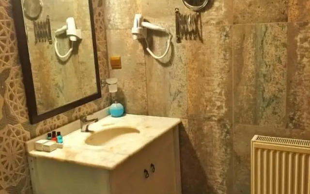 Tas Hotel 17