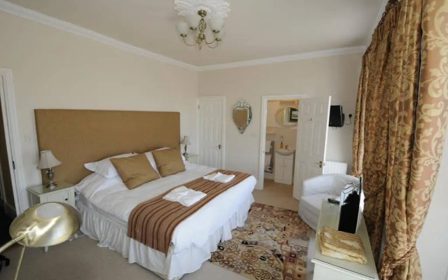 Tides Reach Guest House
