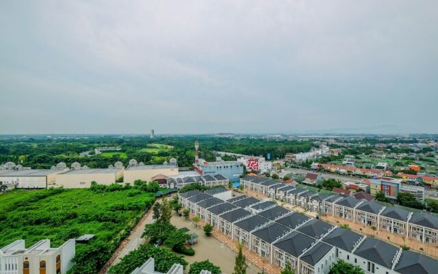 Comfortable 1BR Apartment at Mustika Golf Residence