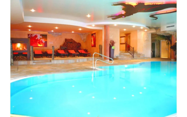 Feuriger Tatzlwurm Berghotel & Spa, BW Signature Collection