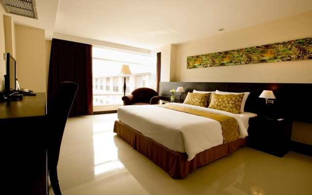 Sinsuvarn Airport Suite
