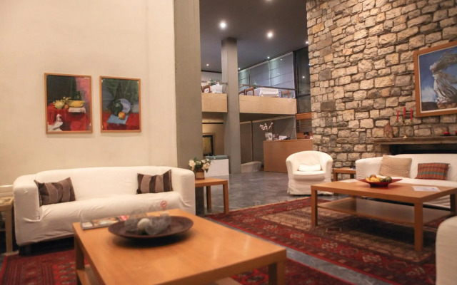 Dioscouri Hotel