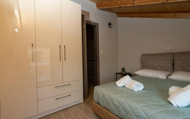 Comfy & stylish apt in Ioannina with fireplace