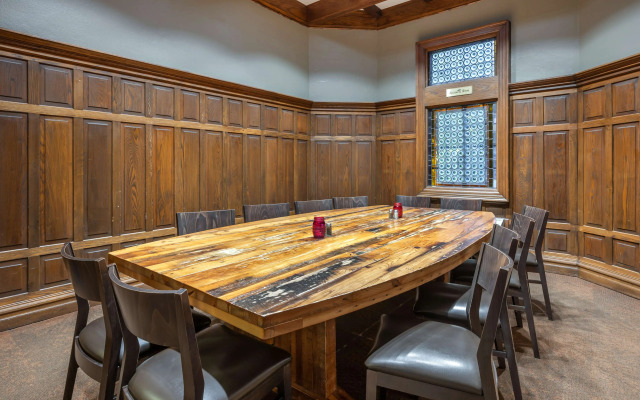 Best Western Premier Mariemont Inn