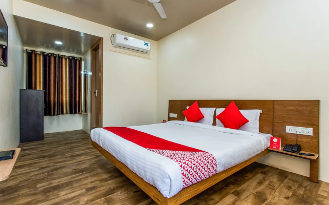 OYO 11929 Hotel Ridhi Sidhi