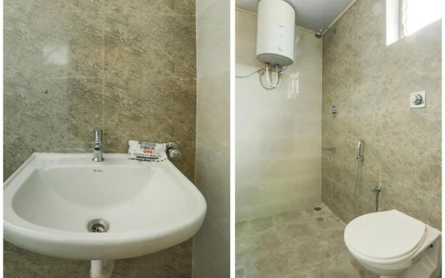 Sri Krishna Inn By OYO Rooms