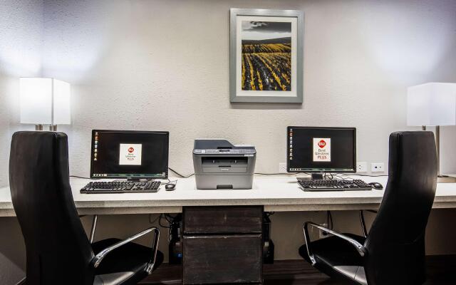 Best Western Plus Lampasas Inn & Suites