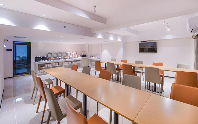 City Comfort Inn Wuzhou Sanqi City
