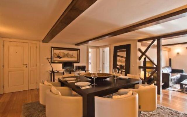 Bmyguest - Downtown Luxury Apartment