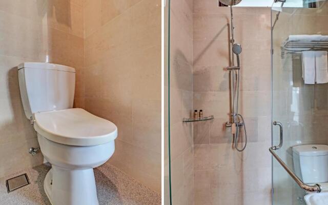 Townhouse Oak Signature Hotel