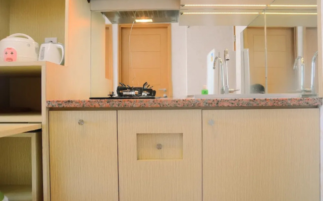 Full Parquette 2BR @ Cinere Bellevue Apartment