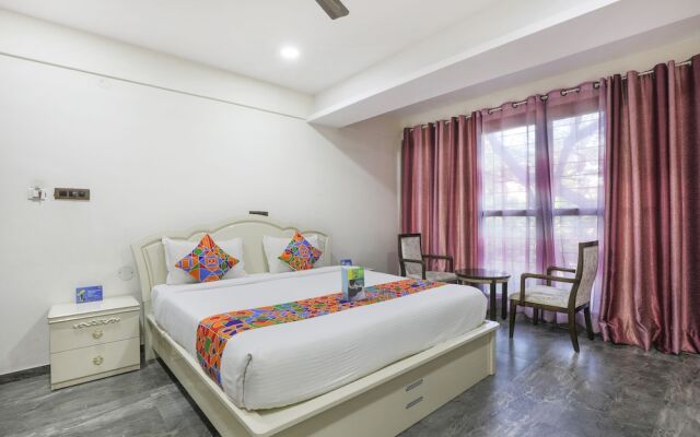 Fabhotel Frazer Suites
