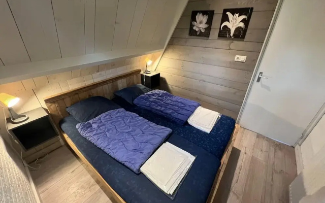 Bungalow in Limburg Near Nature Reserve