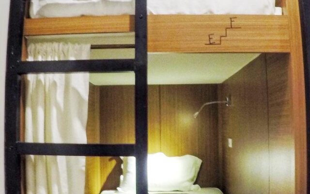 Master Chitow - Hostel