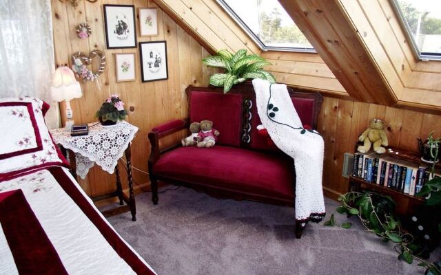Cliff House Bed & Breakfast