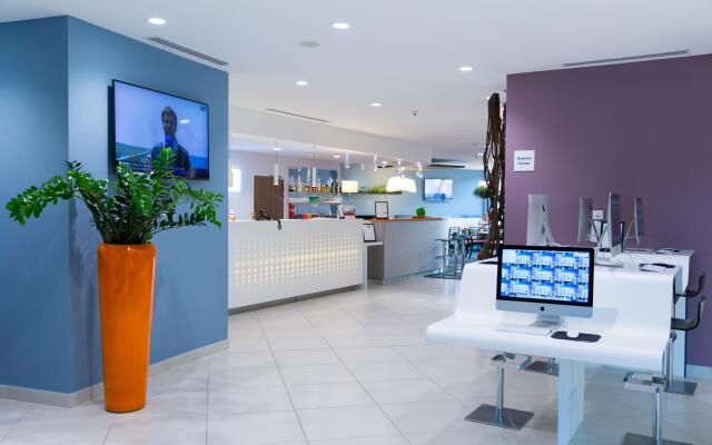 Holiday Inn Express Toulon - Est by IHG