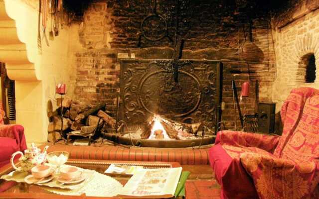 Le Manoir De La Riviere