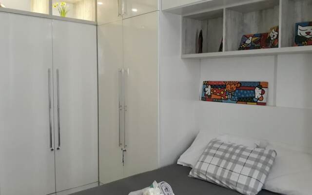 Cris Temporada - Rio Copa Studio