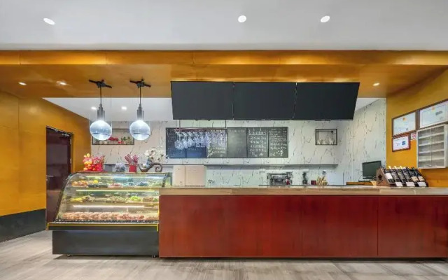 Airport Guest House