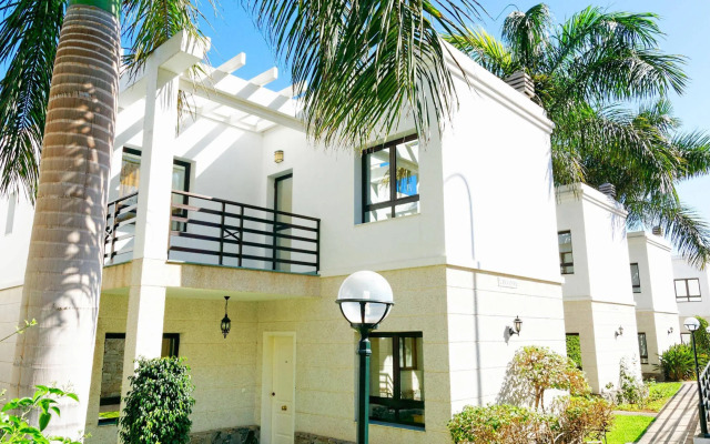 Sunshine Villas