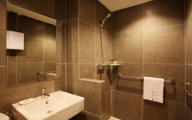 Chiva Bangkok Hotel (SHA Extra Plus)