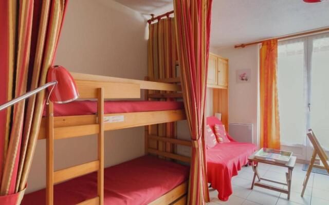 Appartement Esquièze-Sère, 1 pièce, 4 personnes - FR-1-402-81