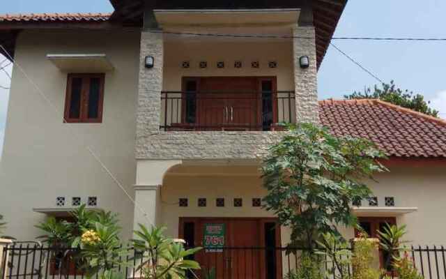 Jogja Homestay 761 & 765