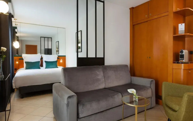 Junior Suite in Cannes for 4 Guests