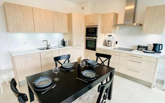 Spac. Flat -Kirchberg w Parking&Terrace