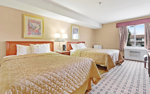 Niagara Lodge & Suites