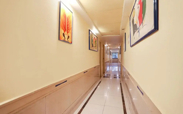 Hotel de Rajanigandha