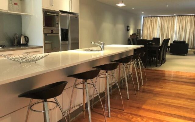 110 Lake Terrace - Taupo