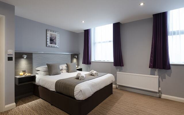 The Hog's Back Hotel & Spa Farnham