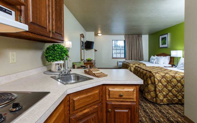 Extended Stay Airport