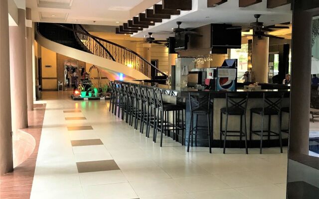 Savannah Resort Hotel