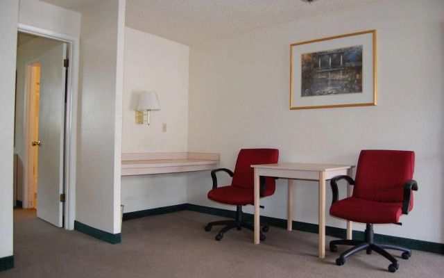 Western Inn Lakewood Tacoma