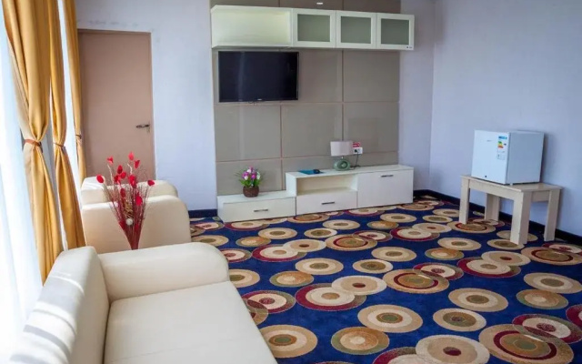 Bella Marina Hotel Plutitor cm