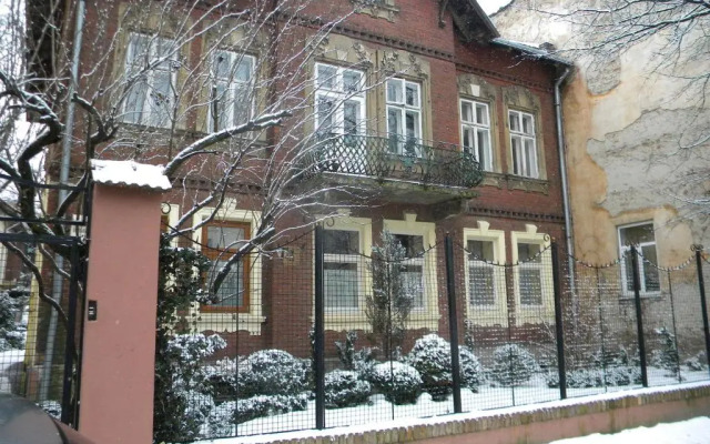 Studios at Anchevskih 3