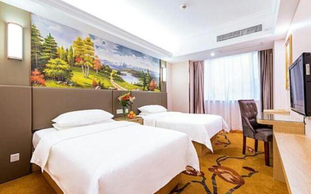 Vienna Hotel Shanghai Jiuxing Market Branch