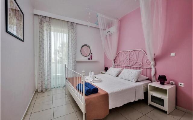 Xenos Villa 1 With Private Swimming Pool Near The Sea