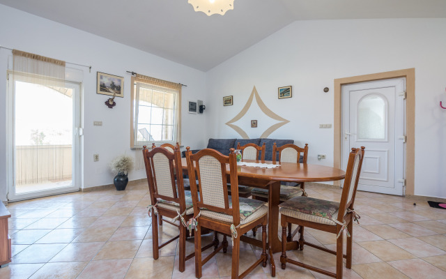 Seaview Apartment Varga 2