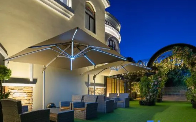 Shanghai ·  Gu Village Resort Estate