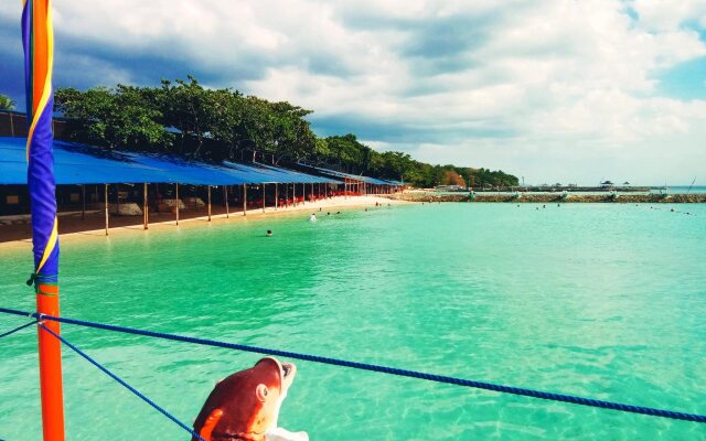 Paradise Island Park & Beach Resort